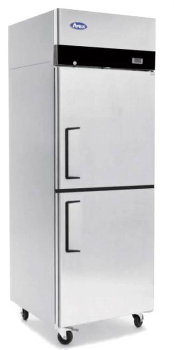 YBF 9204 400 literes, álló hűtőszekrény osztott ajtóval, ventilációs hűtéssel